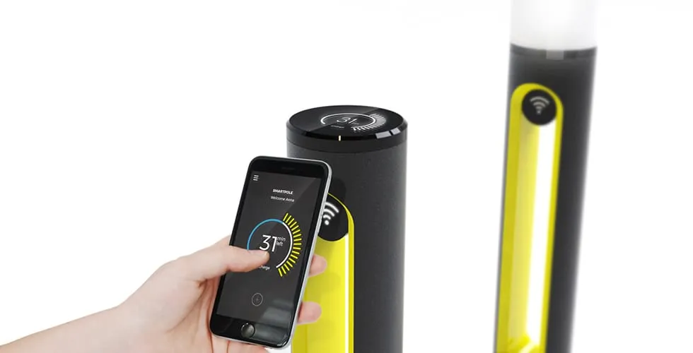 SMARTPOLE e-bike charging station render with smartphone app displaying 31 minutes remaining charge time